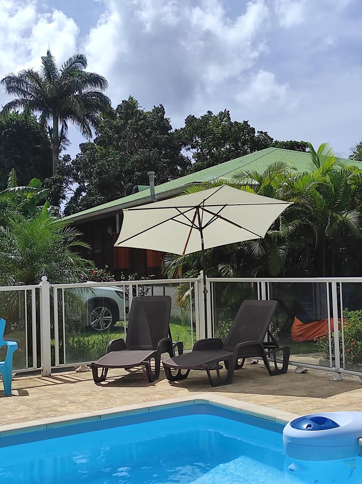Le Tri Haut De Bellevue - Bungalow Heliconia Пуэнт-Нуар Экстерьер фото
