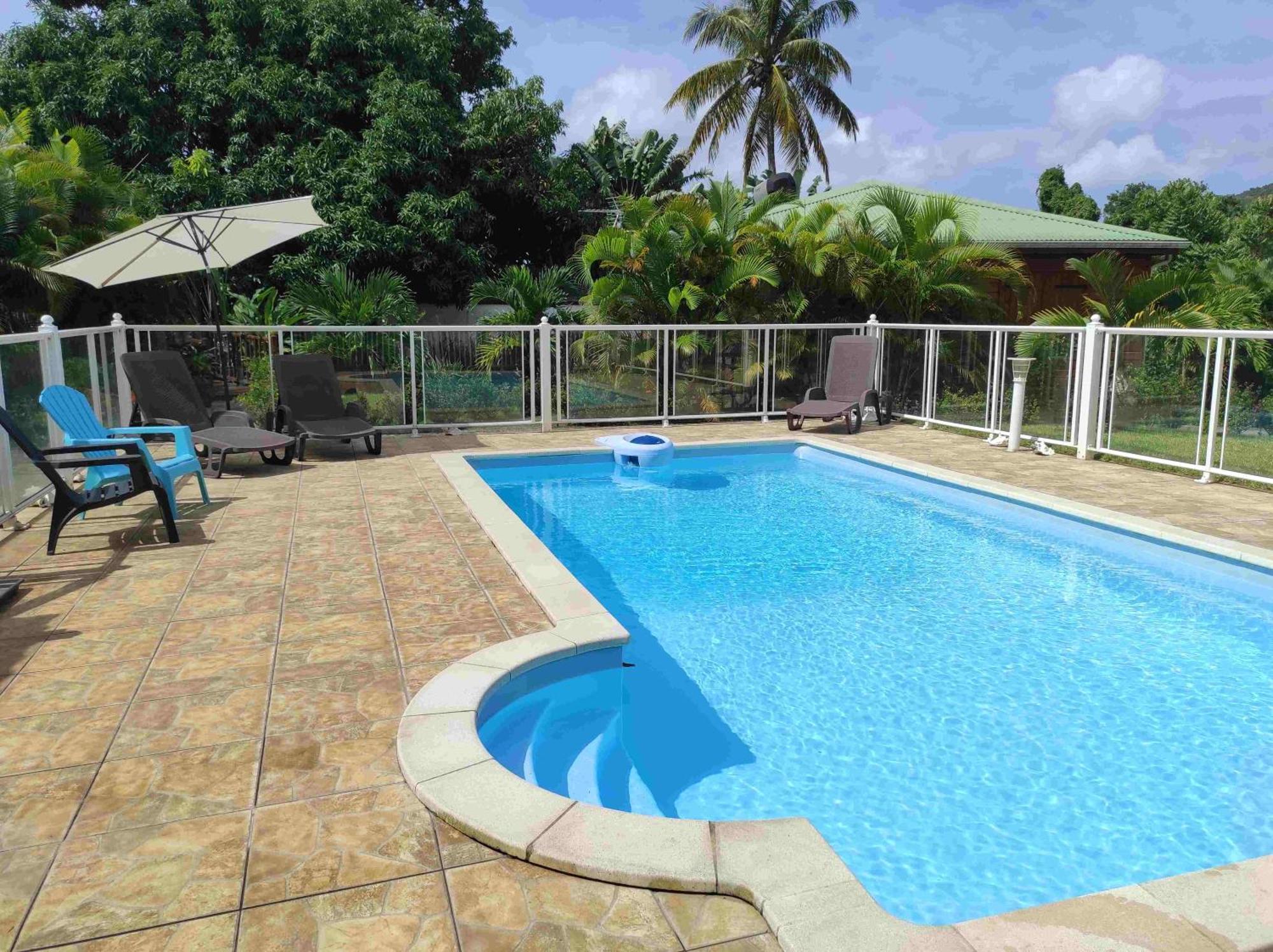 Le Tri Haut De Bellevue - Bungalow Heliconia Пуэнт-Нуар Экстерьер фото